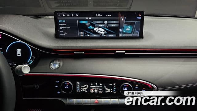 Genesis GV70 2022 — ფოტო 13/20