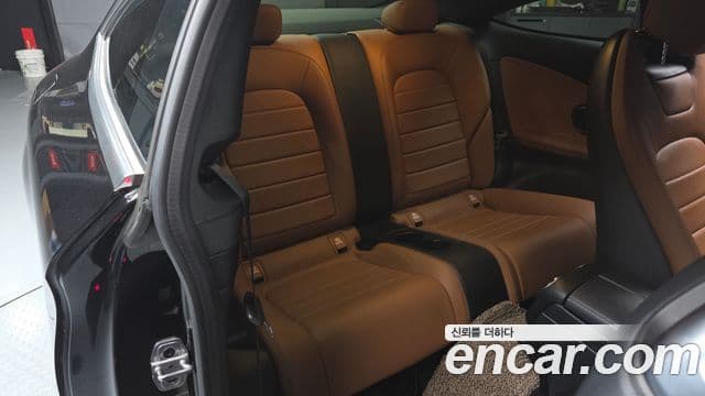 Mercedes-Benz C-Class 2019 — ფოტო 11/20