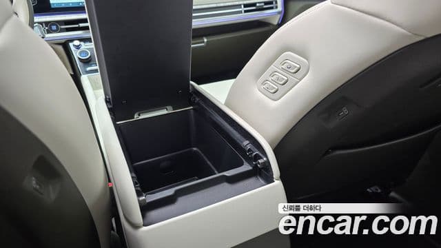 Hyundai Santa Fe 2024 — ფოტო 20/20