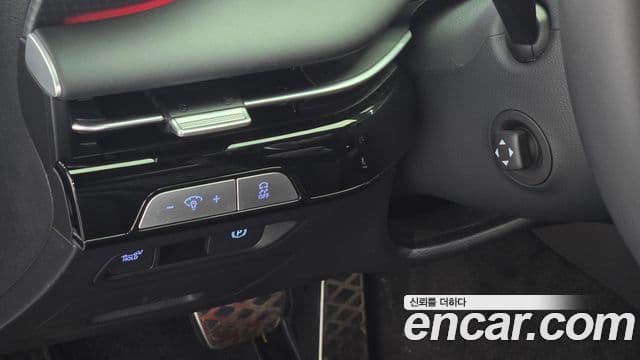 Genesis Electrified G80 2024 — фото 13 из 20