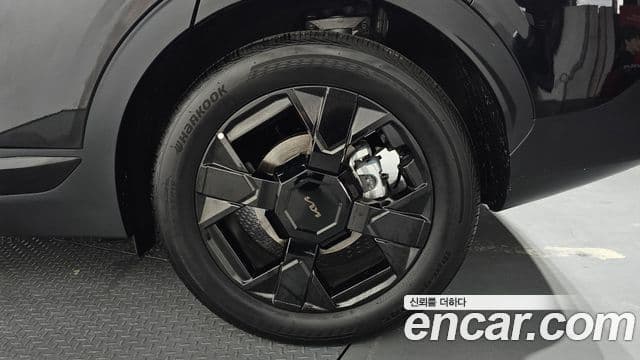 Kia Sportage 2025 — Photo 14/36