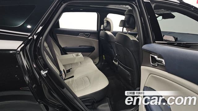 Kia Sportage 2025 — Photo 15/36