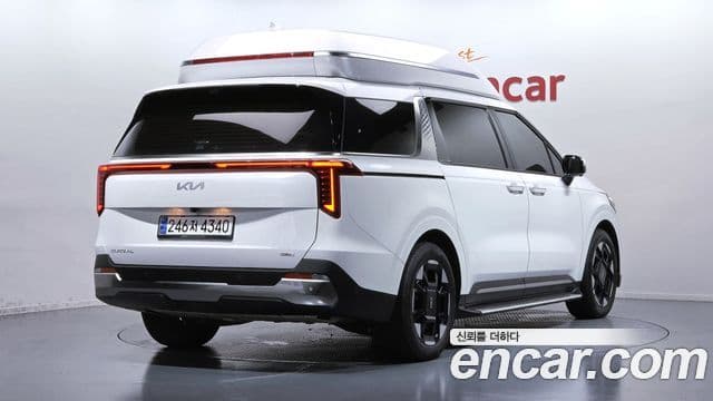 Kia Carnival 2024 — Photo 5/20