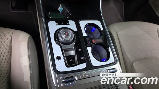 Kia Carnival 2024 — Photo 3/20
