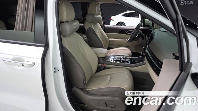 Kia Carnival 2024 — Photo 15/20