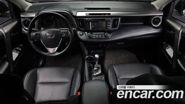Toyota RAV4 2018 — Şəkil 3/20