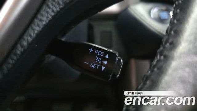 Toyota RAV4 2018 — Şəkil 20/20