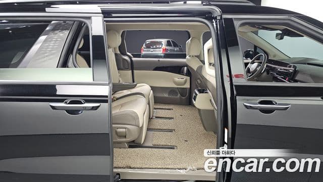 Kia Carnival 2024 — Şəkil 11/20