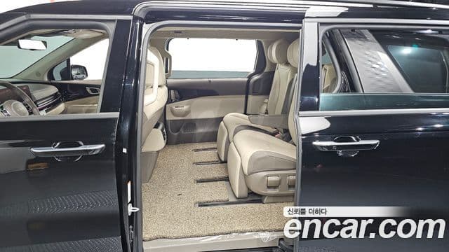 Kia Carnival 2024 — Şəkil 12/20