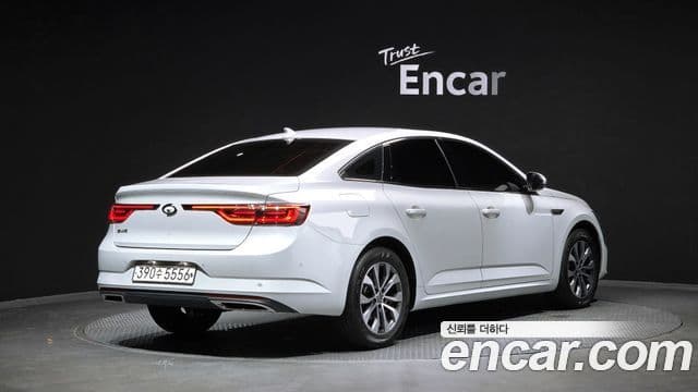 Renault Samsung SM6 2023 — Фото 2/20