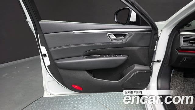 Renault Samsung SM6 2023 — Şəkil 26/30