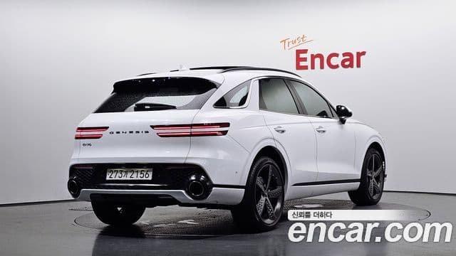 Genesis GV70 2022 — Şəkil 2/20