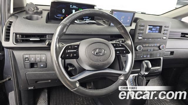 Hyundai Staria 2021 — Фото 13/20