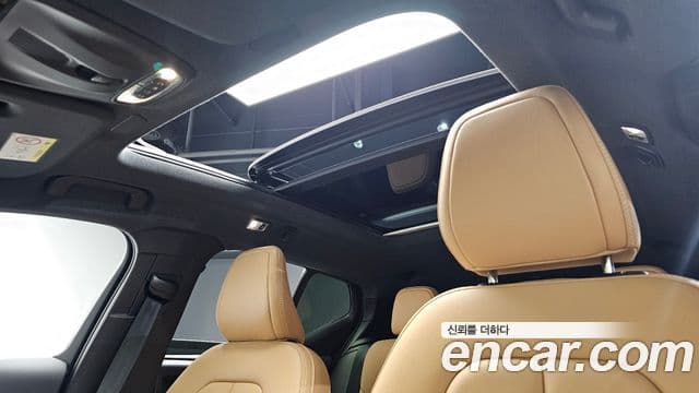 Volvo XC40 2020 — Şəkil 15/20