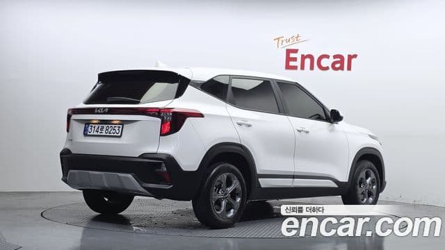 Kia Seltos 2025 — ფოტო 2/20