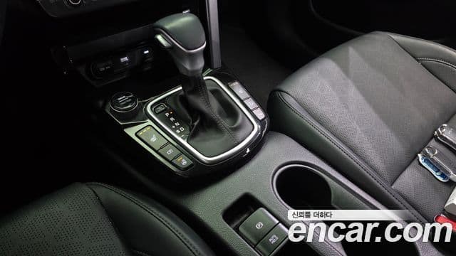 Kia Seltos 2025 — ფოტო 9/20