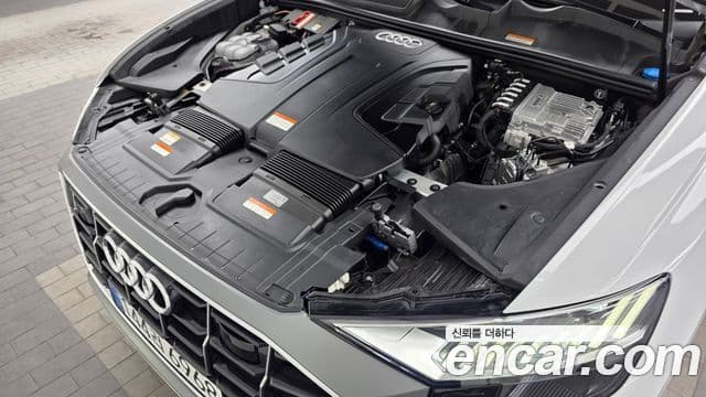Audi Q7 2023 — Şəkil 6/20