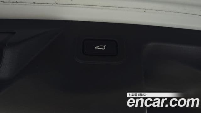 Land Rover Discovery Sport 2021 — Şəkil 18/20