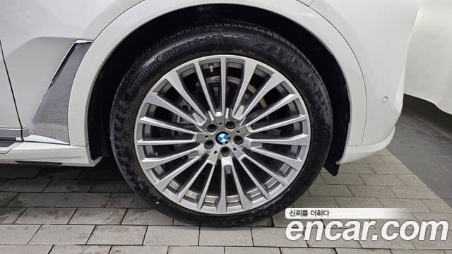BMW X7 2024 — Photo 5/38