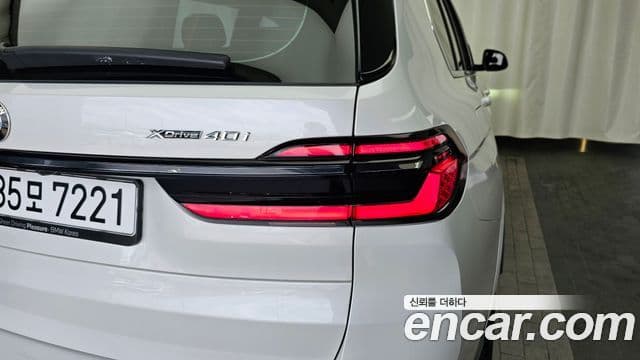 BMW X7 2024 — Photo 2/38