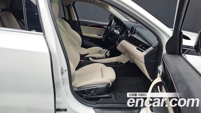 BMW X2 2020 — Şəkil 13/34