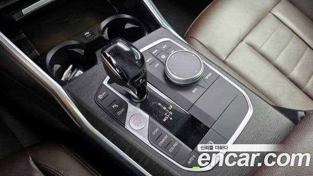 BMW 3 Series 2019 — Şəkil 2/30