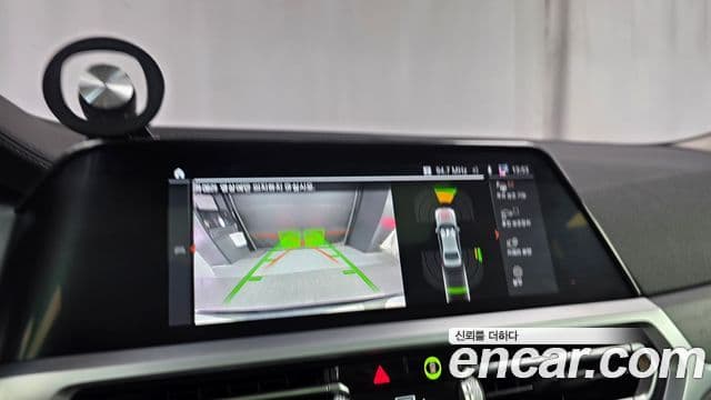 BMW 3 Series 2019 — Şəkil 19/30