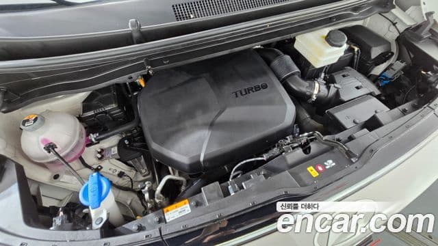 Hyundai Staria 2025 — Şəkil 6/20
