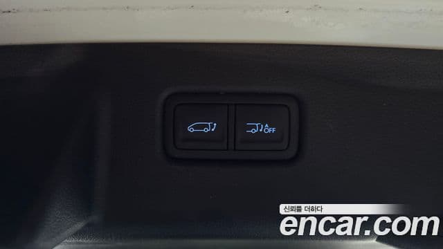 Hyundai Staria 2025 — Şəkil 16/20