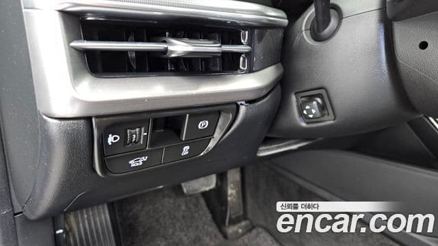 Hyundai Grandeur Hybrid 2023 — ფოტო 27/35