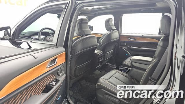 Jeep Grand Cherokee 2021 — Фото 10/20