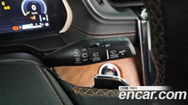 Jeep Grand Cherokee 2021 — Фото 17/20