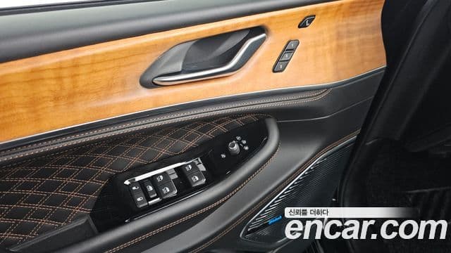Jeep Grand Cherokee 2021 — Фото 18/20