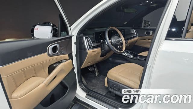 Kia Sorento 2024 — Фото 10/20
