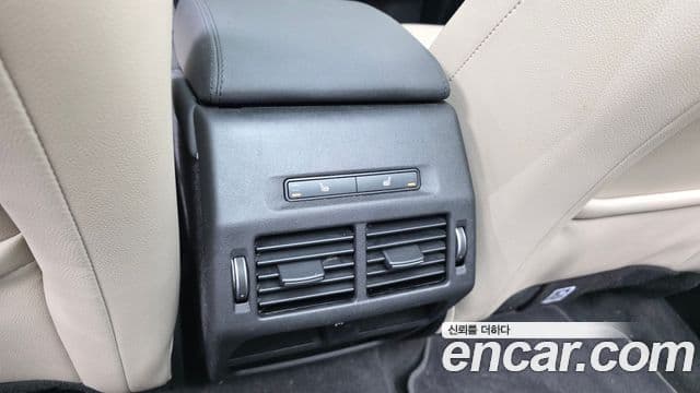 Land Rover Discovery Sport 2021 — Şəkil 18/20