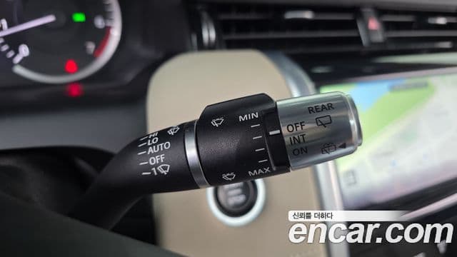 Land Rover Discovery Sport 2021 — Şəkil 24/33
