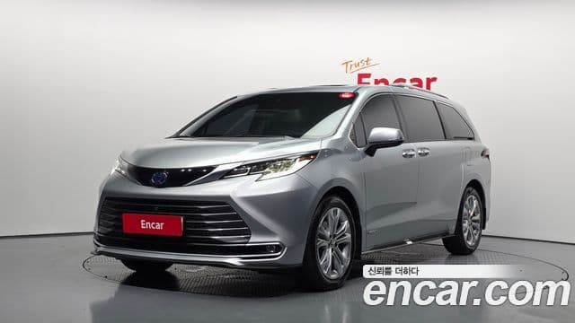 Toyota Sienna 2021 — Şəkil 1/20