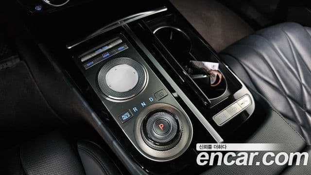Genesis Electrified G80 2021 — фото 9 из 20