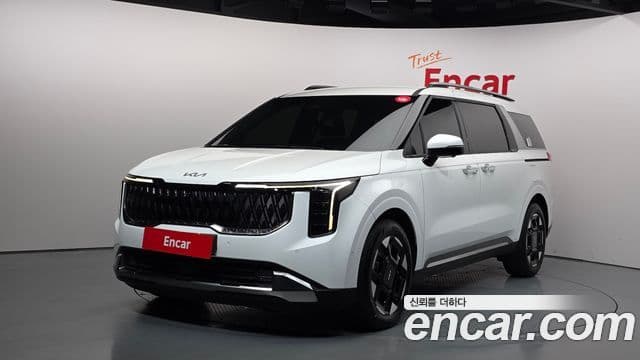 Kia Carnival 2025 — Şəkil 1/20