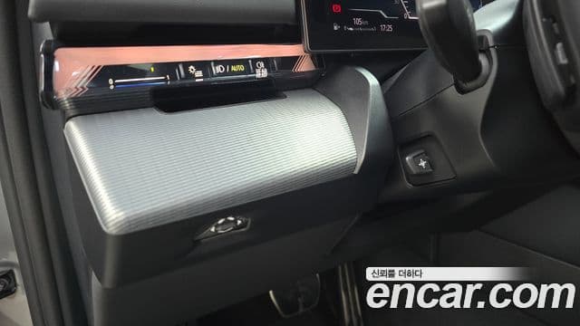 BMW 5 Series 2026 — Photo 27/32