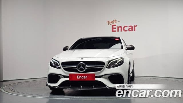 Mercedes-Benz E-Class 2018 — Фото 3/20