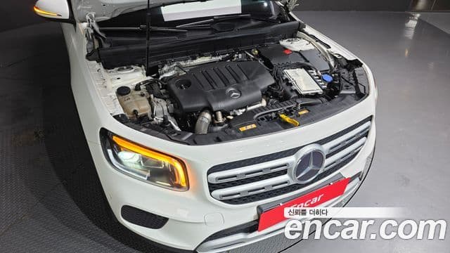 Mercedes-Benz GLB-Class 2021 — Şəkil 6/20