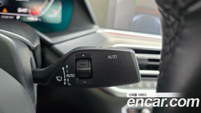 BMW X6 2021 — Şəkil 30/34