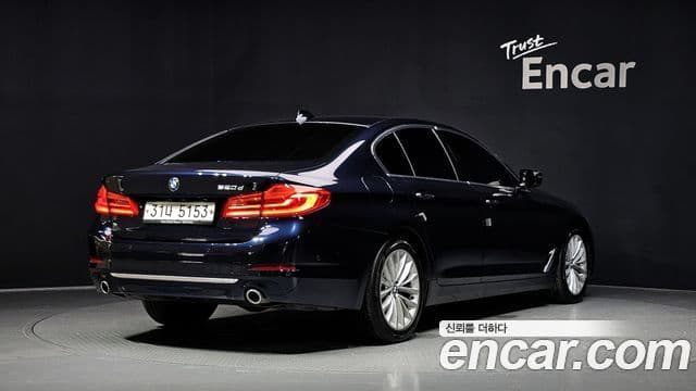 BMW 5 Series 2018 — Фото 2/20