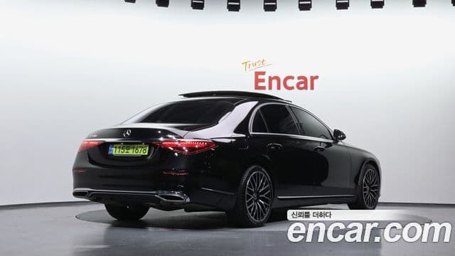 Mercedes-Benz S-Class 2022 — ფოტო 2/20