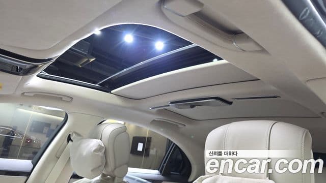 Mercedes-Benz S-Class 2022 — ფოტო 19/20