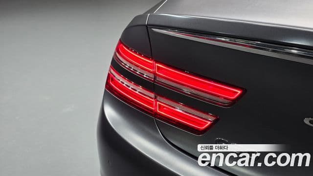 Genesis G80 2021 — ფოტო 14/35