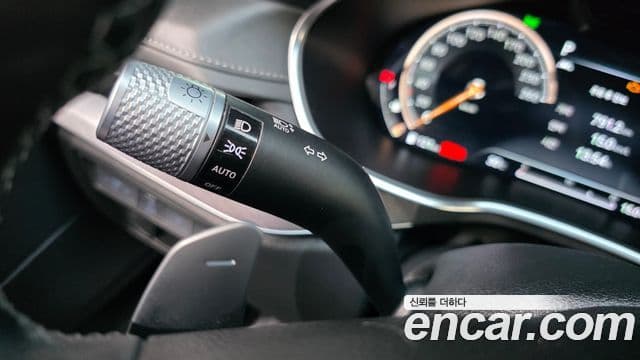 Genesis G80 2021 — ფოტო 15/35