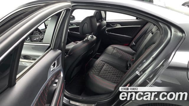 Genesis G70 2019 — Şəkil 12/20