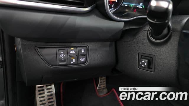 Genesis G70 2019 — Şəkil 17/20